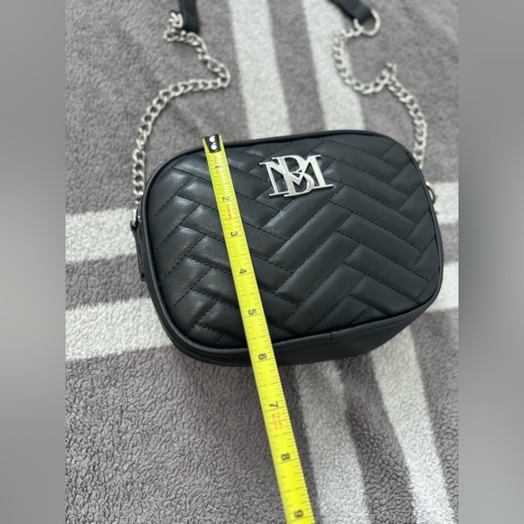 Quilted Crossbody Bag Silver Chain Strap Chevron Purse Small - Picture 4 of 4